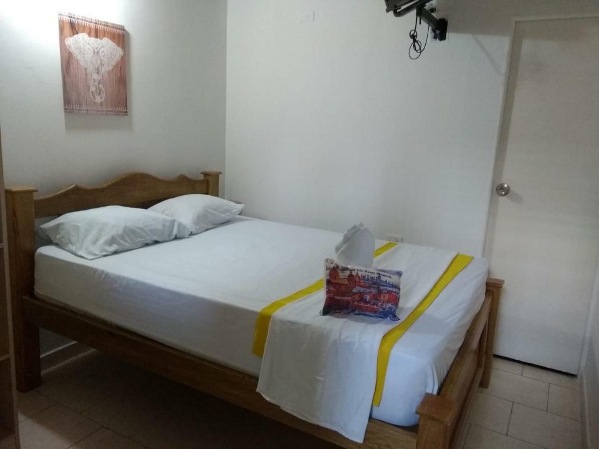Hotel Isla Manga Home Cartagena Ngoại thất bức ảnh